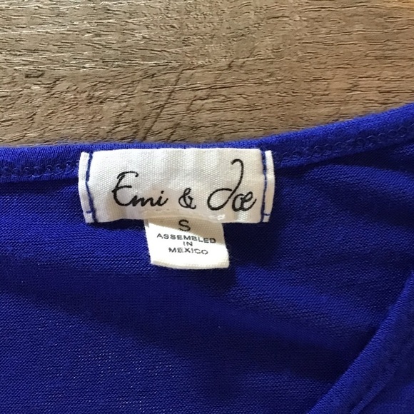 EMI & Joe Top Size Small Ruffle Half Sleeves Striped Soft Knit Black White Blue - Picture 7 of 9